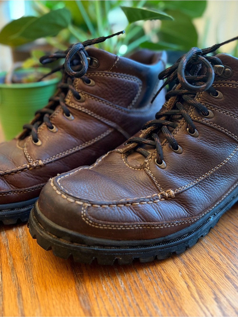 Vibram Casual Brown Boots Work Hiking  Size 10.5 Durable Laced Ankle High